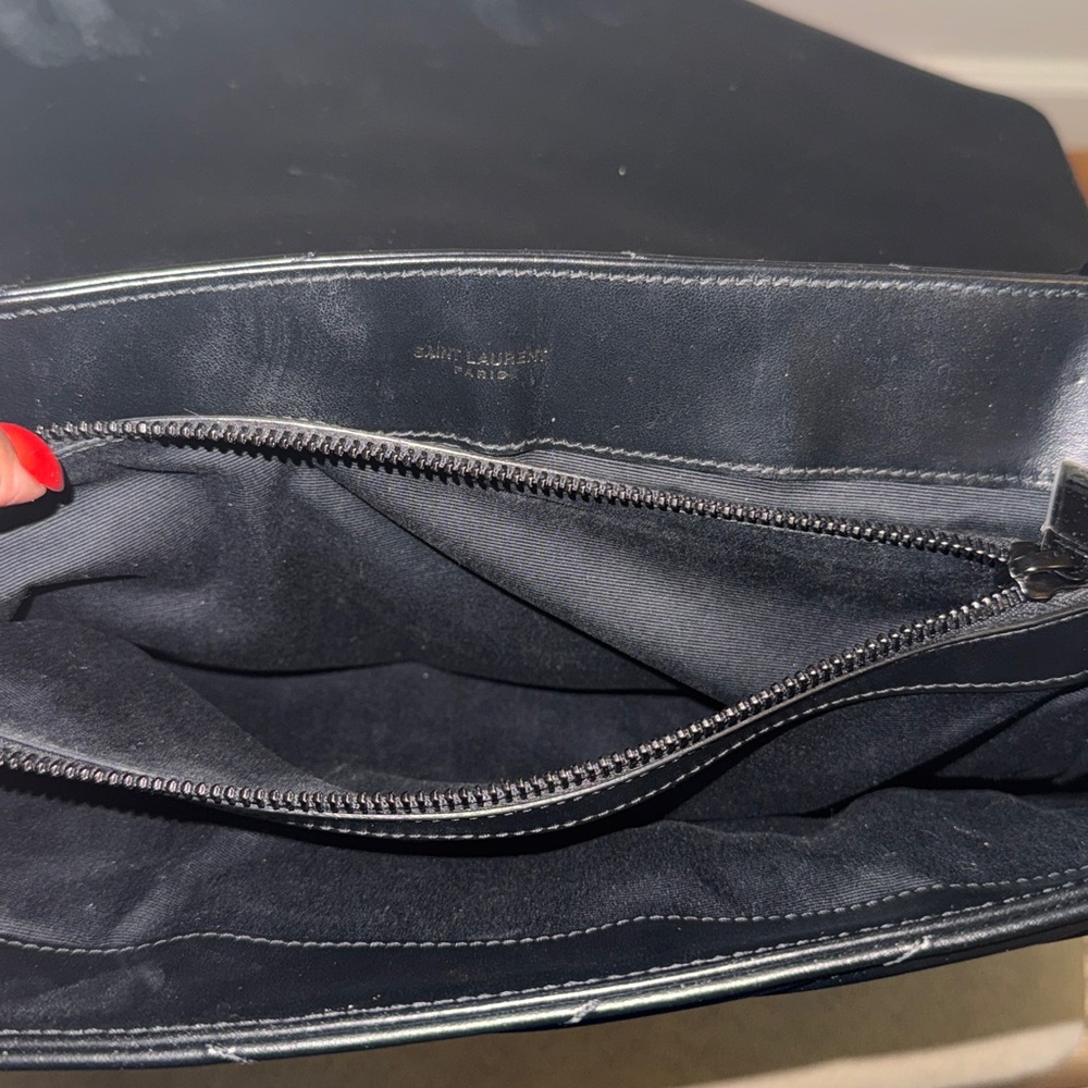 Yves Saint Laurent Black Chevron Shoulder Bag - Picture 11 of 15